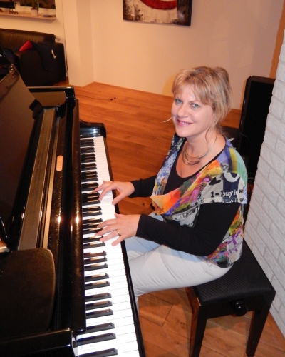 Anita Simmes